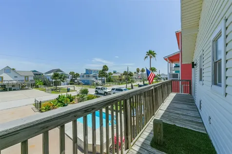 22112 Yoakum Drive Galveston TX 77554