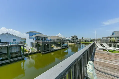 22112 Yoakum Drive Galveston TX 77554