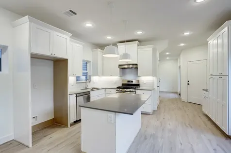 7407 Rusk Street A Houston TX 77011