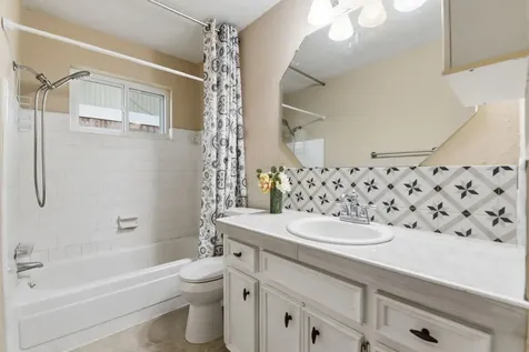 3008 Hunnington Drive Conroe TX 77303