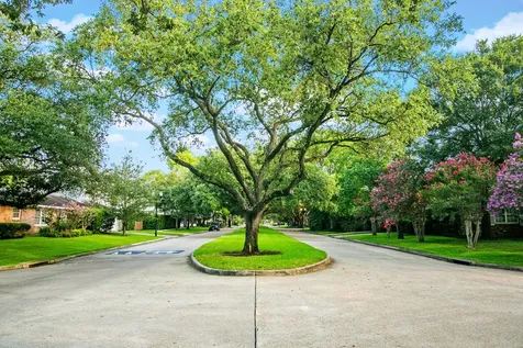 3615 Newcastle Drive Houston TX 77027