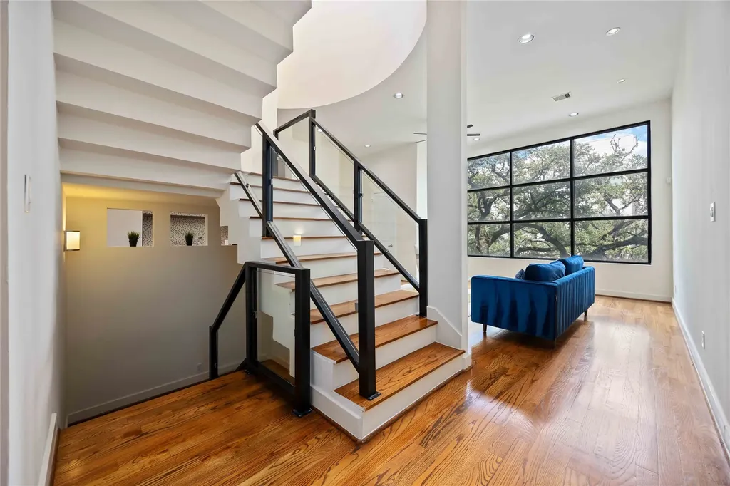 1730 Wentworth Street Houston TX 77004