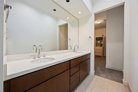 1730 Wentworth Street Houston TX 77004