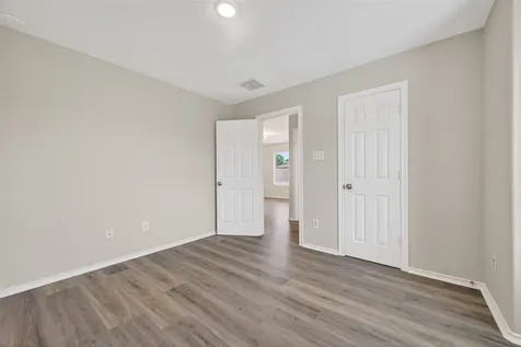 6915 Great Oaks Shadow Drive Houston TX 77083