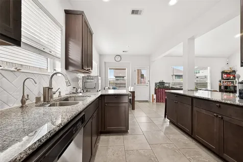 270 Little Dog Drive Montgomery TX 77356