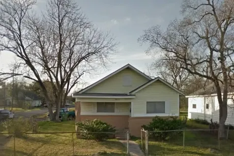 801 13th Street Port Arthur TX 77640