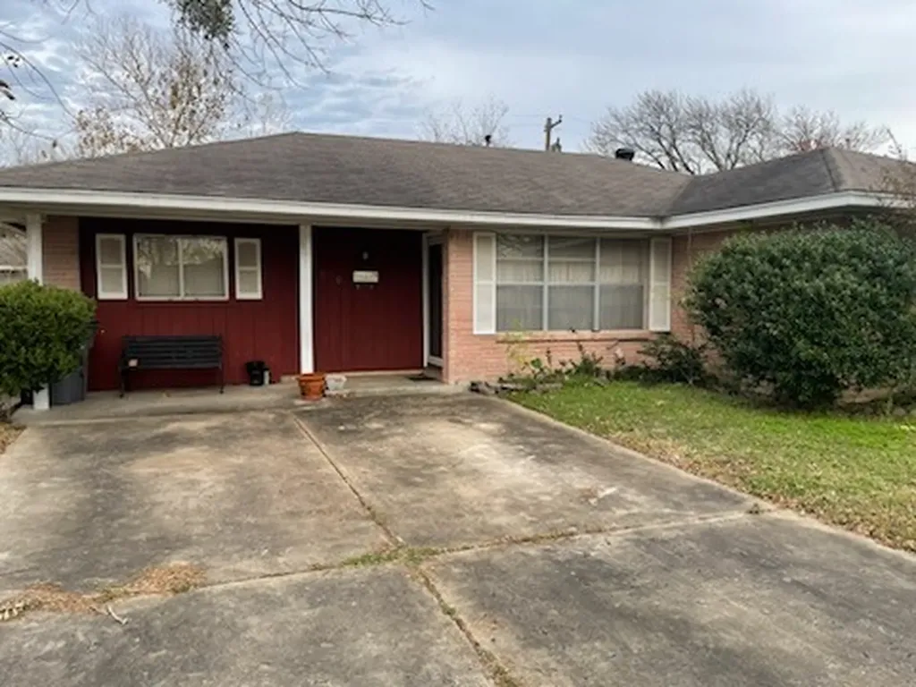 1610 Bexar Avenue Victoria TX 77901