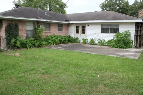 1610 Bexar Avenue Victoria TX 77901