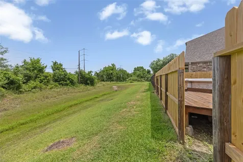 1010 Nantucket Street Pasadena TX 77503
