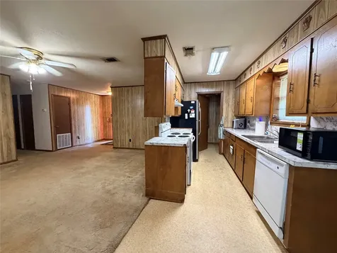 2475 County Road 4260 Woodville TX 75979