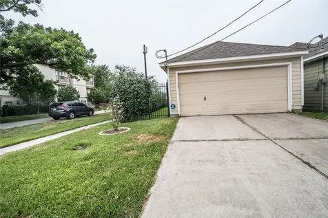 548 W 27th Street Houston TX 77008