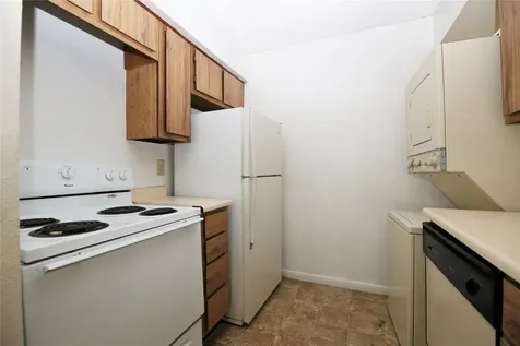 5711 Sugar Hill 95 Houston TX 77057