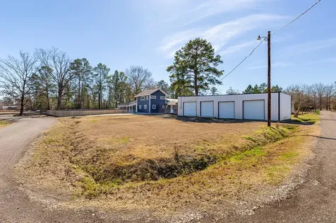 195 Lakeside Drive Zavalla TX 75980