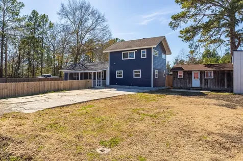 195 Lakeside Drive Zavalla TX 75980