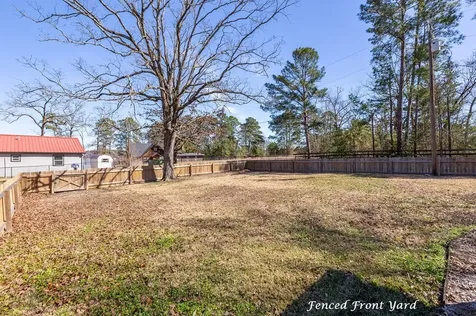 195 Lakeside Drive Zavalla TX 75980