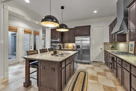 114 S Knights Crossing Drive The Woodlands TX 77382