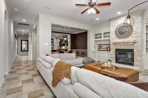114 S Knights Crossing Drive The Woodlands TX 77382