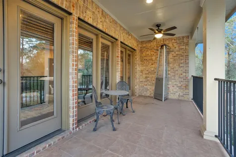 114 S Knights Crossing Drive The Woodlands TX 77382