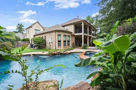 114 S Knights Crossing Drive The Woodlands TX 77382