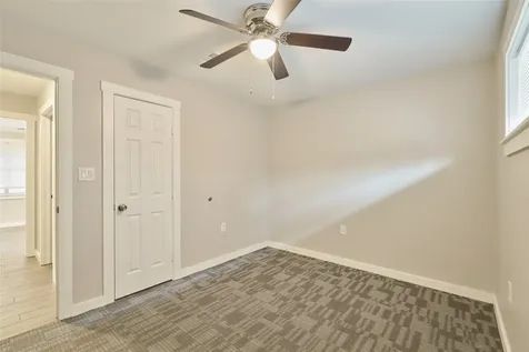 309 S Magnolia Street Tomball TX 77375