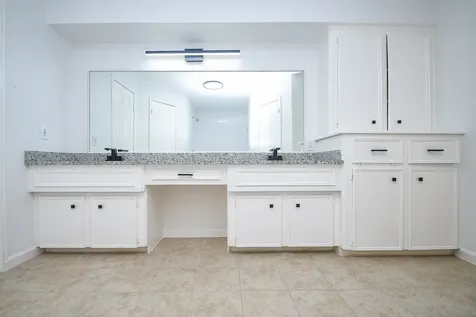 7703 Braesridge Court Houston TX 77071