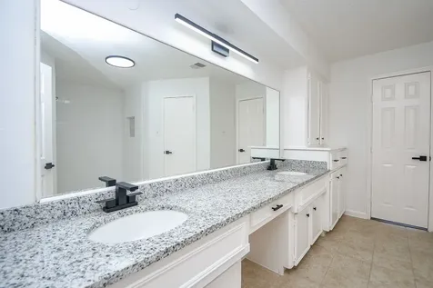 7703 Braesridge Court Houston TX 77071