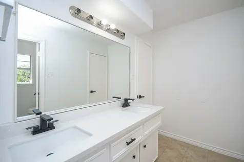 7703 Braesridge Court Houston TX 77071