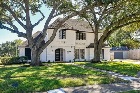 7703 Braesridge Court Houston TX 77071