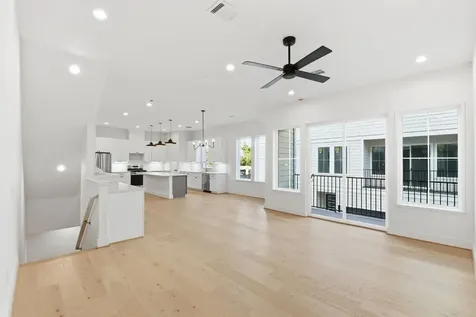 2212 Lou Ellen Lane A Houston TX 77018