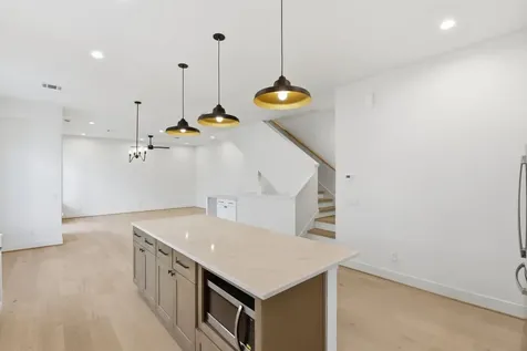 2212 Lou Ellen Lane A Houston TX 77018