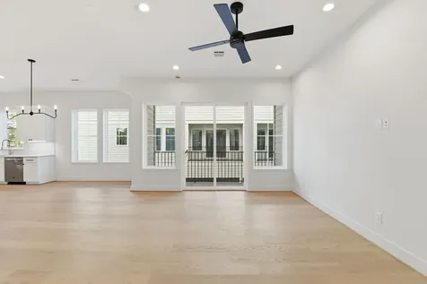 2212 Lou Ellen Lane A Houston TX 77018