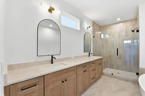 2212 Lou Ellen Lane A Houston TX 77018