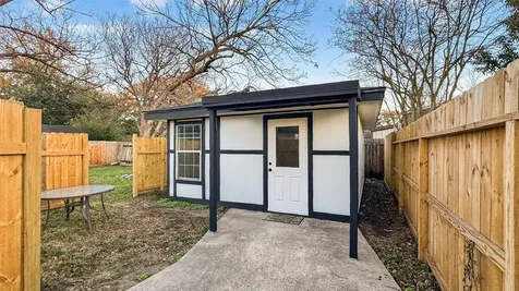 1307 Saddle Rock Drive Houston TX 77088