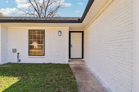 1307 Saddle Rock Drive Houston TX 77088