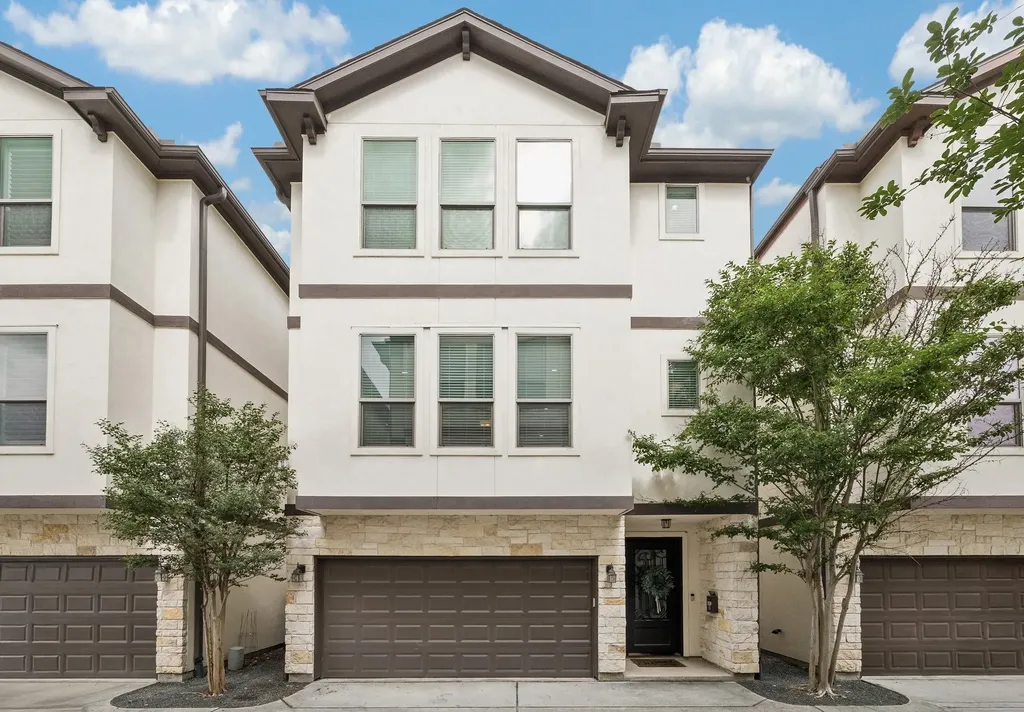 5431 Kiam Street B Houston TX 77007