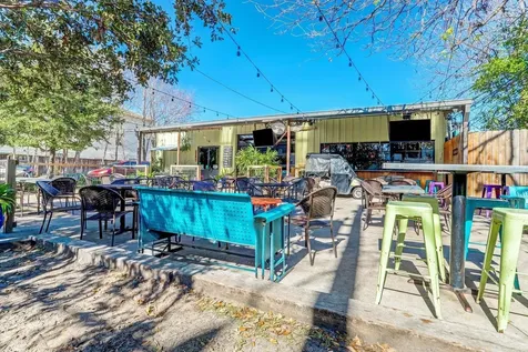 5431 Kiam Street B Houston TX 77007