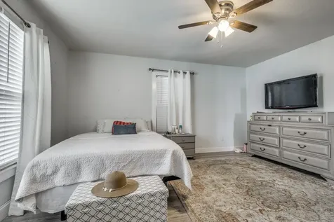 131 Milton Street Lewisville TX 75057