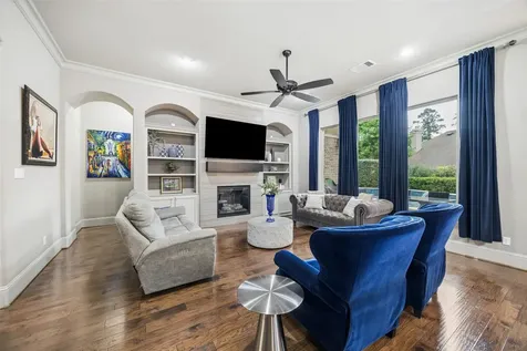 23 Little Falls Place Tomball TX 77375