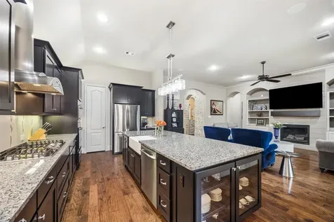 23 Little Falls Place Tomball TX 77375