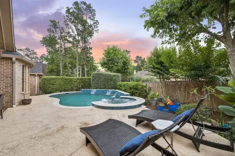 23 Little Falls Place Tomball TX 77375