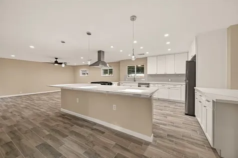 11206 Huggins Drive Houston TX 77035