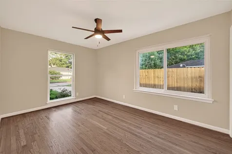 11206 Huggins Drive Houston TX 77035
