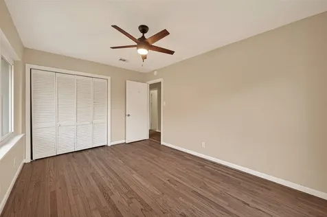 11206 Huggins Drive Houston TX 77035