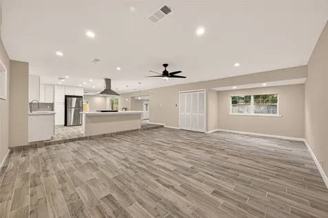 11206 Huggins Drive Houston TX 77035