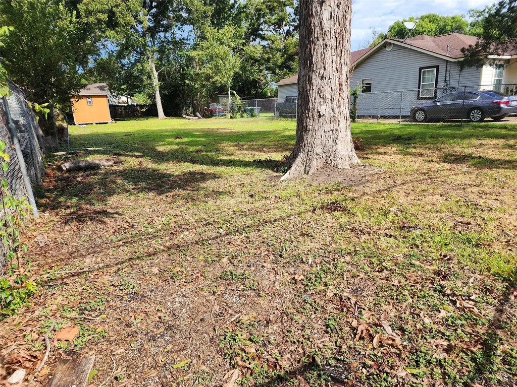 219 Heaney Drive Houston TX 77076