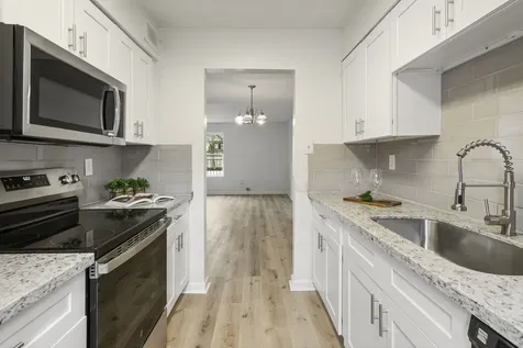 1701 Upland Drive 114 Houston TX 77043