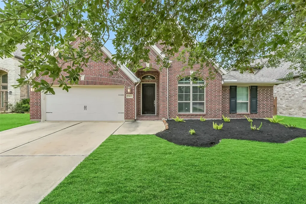 13611 Mystic Park Court Pearland TX 77584