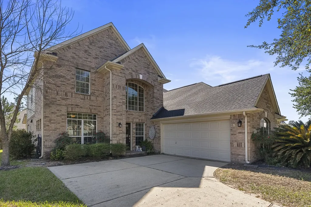 9023 Cedar Run Falls Tomball TX 77375