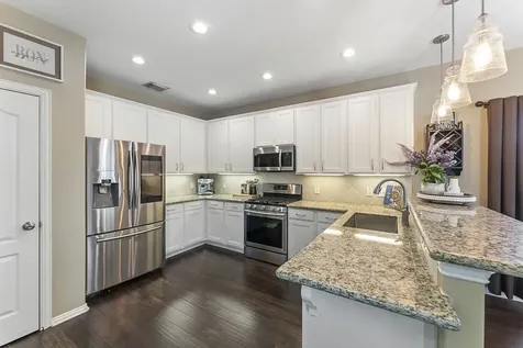 9023 Cedar Run Falls Tomball TX 77375
