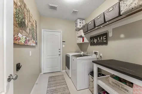 9023 Cedar Run Falls Tomball TX 77375